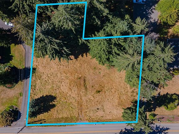5th image of 802 Puget Drive E