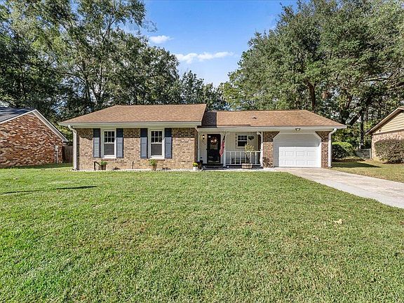 4th image of 3414 Smoketree Ct