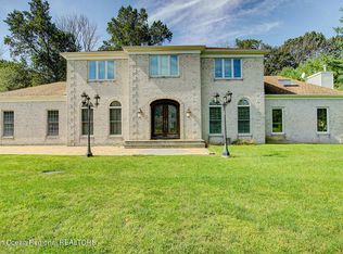 22 E Lawn Dr, Holmdel, NJ 07733