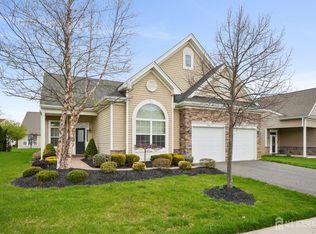135 Diamond Spring Dr, Monroe Township, NJ 08831