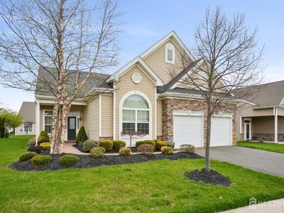 135 Diamond Spring Dr, Monroe Township, NJ, 08831