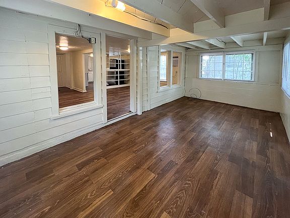 4th image of 1112 NW 3rd Ave