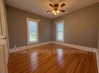 1105 Peach St #2, Lincoln, NE 68502