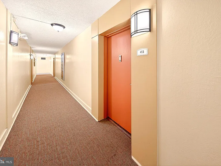 60 S Van Dorn St #413 — Photo 42