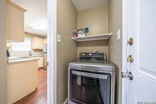 821 Meadow Stone — Photo 29