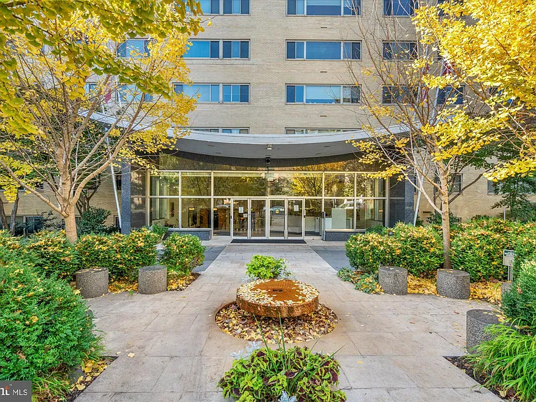 4600 Connecticut Ave NW #215 — Photo 12
