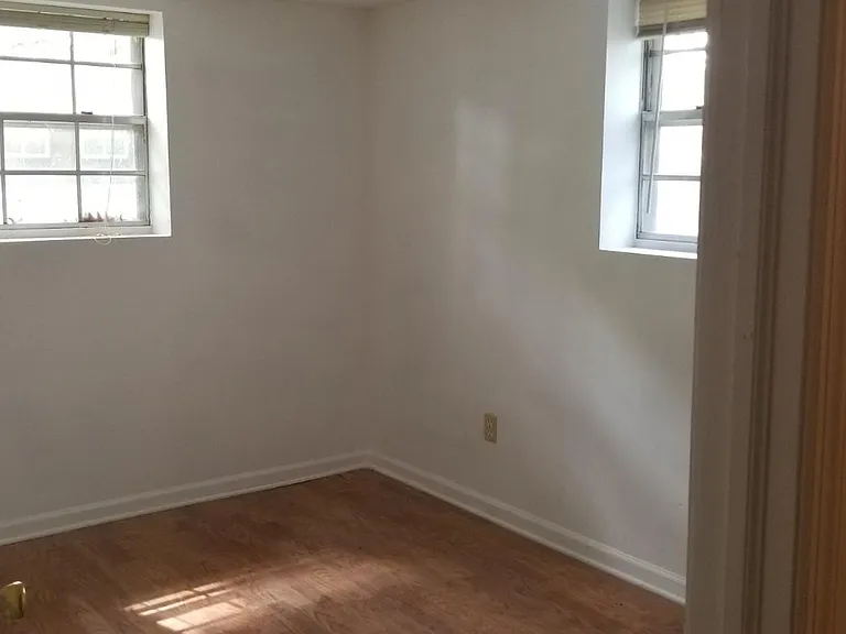 7809 Eby St — Photo 3