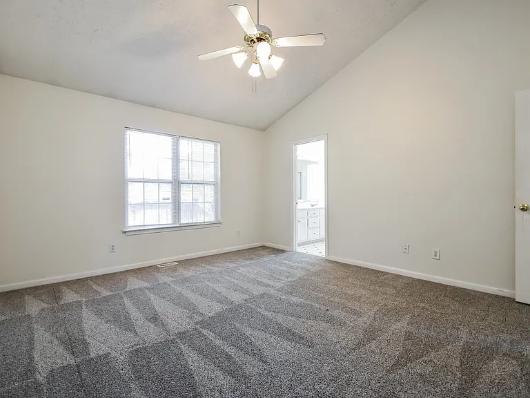 976 Masters Ln — Photo 11