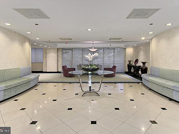 5th image of 4550 N Park Ave APT 302