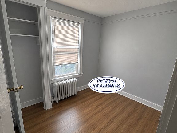 3rd image of 16 Stanley Pl #2R