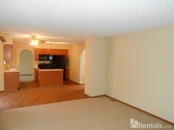 2nd image of 4602 Thornoak Dr