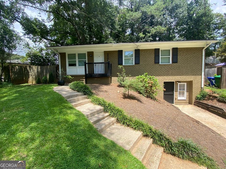 1st image of 2466 Bouldercliff Way SE