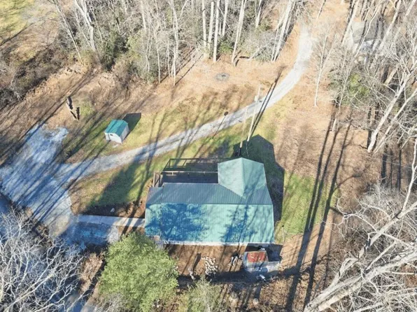 243 O'V Justus Rd, Rabun Gap, GA 30568
