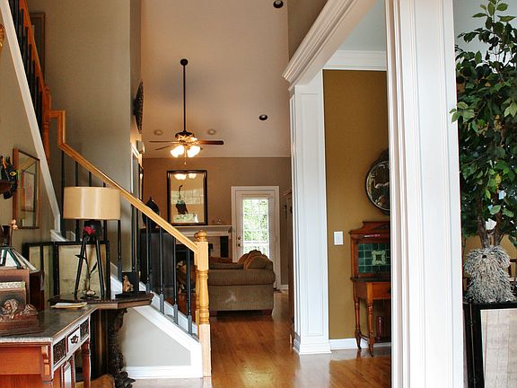 Open entry with tall ceilings