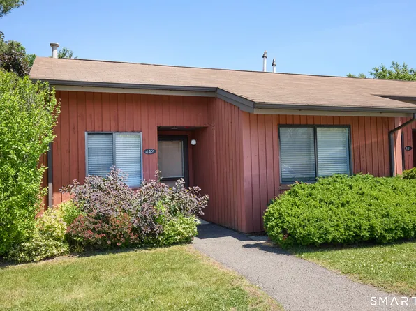 442 Asbury Ridge #442, Shelton, CT 06484