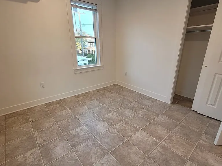 34 E Main St — Photo 21