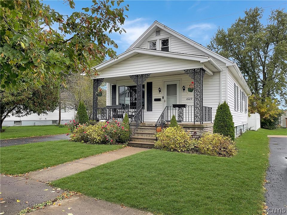 1609 Girard St, Utica, NY 13501 Zillow