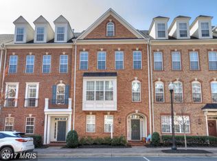 116 Fortnightly Blvd, Herndon, VA 20170