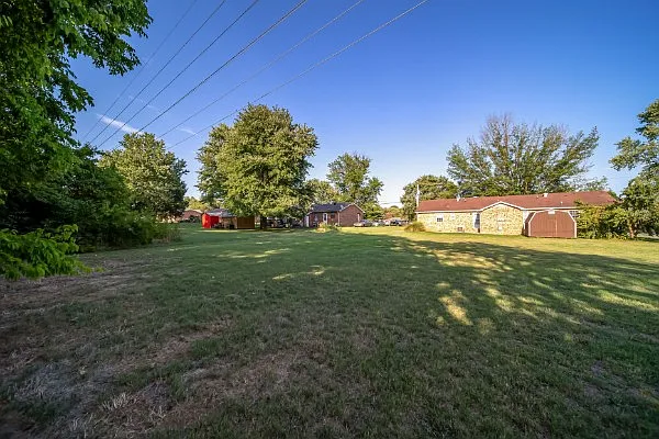 2 bed, 1.5 bath, 1000 sqft, $1,400 — Photo 4