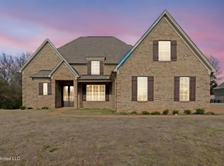 10874 Wiseman Dr, Olive Branch, MS 38654