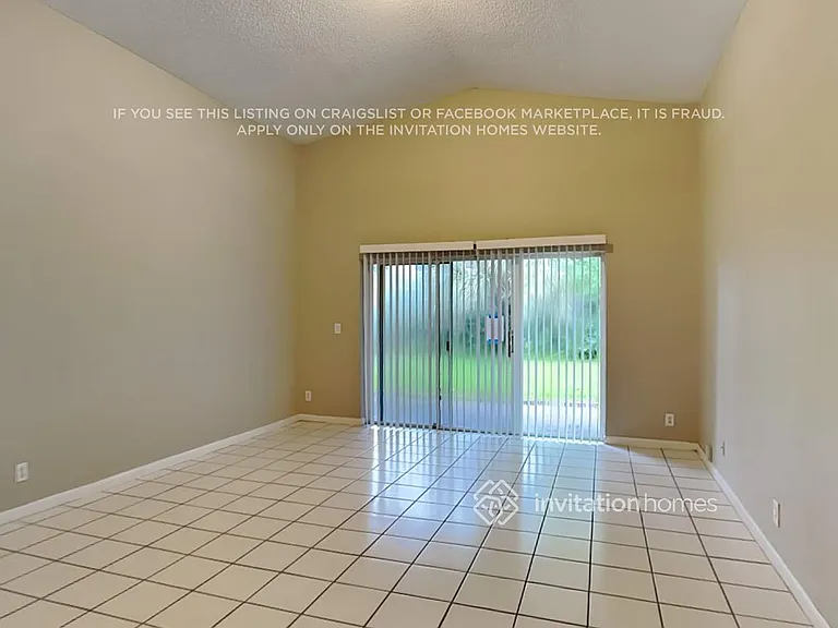 7546 Briar Cliff Cir — Photo 5