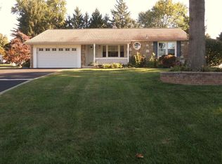 257 Windsor Dr, Southampton, PA