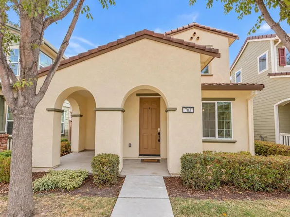 703 N Claret Ln, Mountain House, CA 95391
