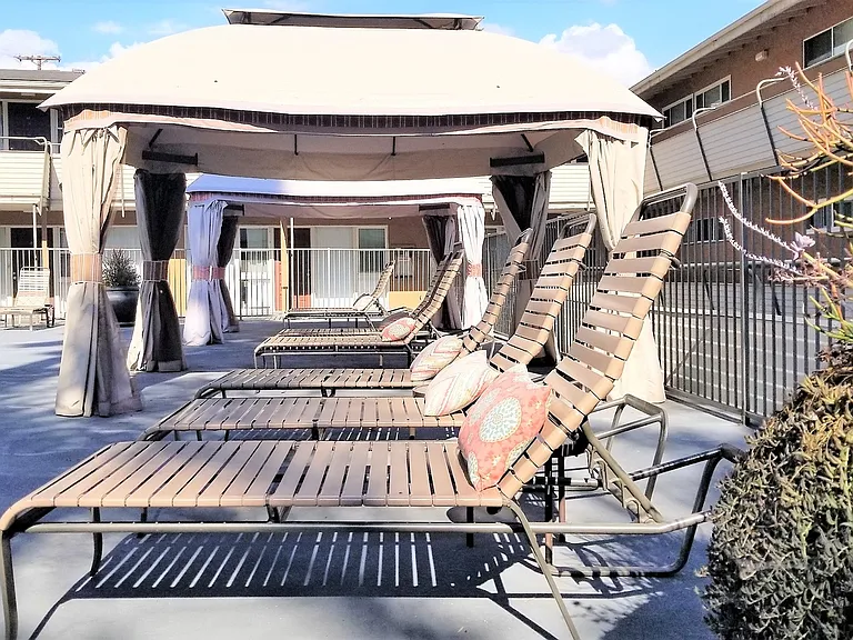 Terraces at South Pasadena Apartments — Photo 50