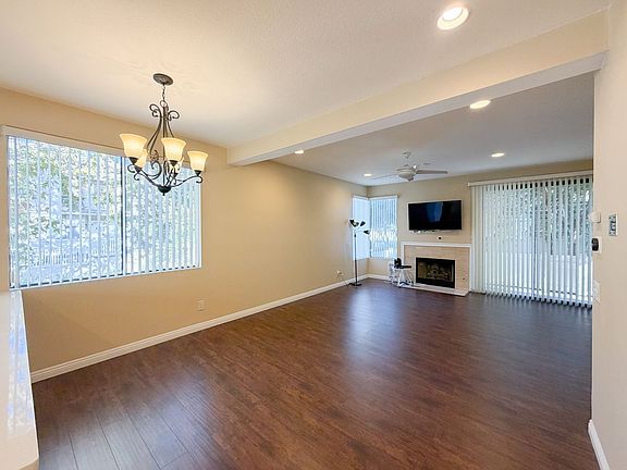 4th image of 2621 Plaza Del Amo Unit 519