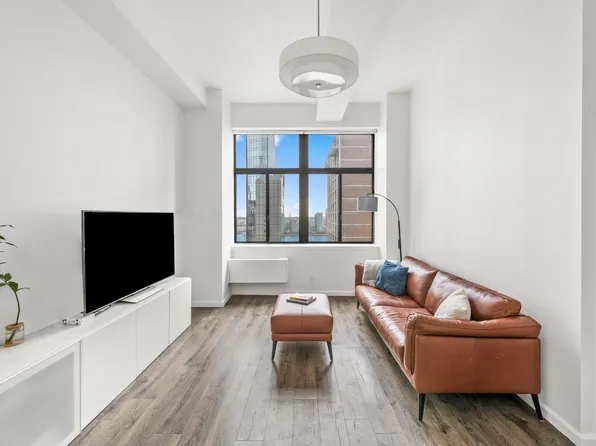 310 East 46th Street 19L image 1 of 11