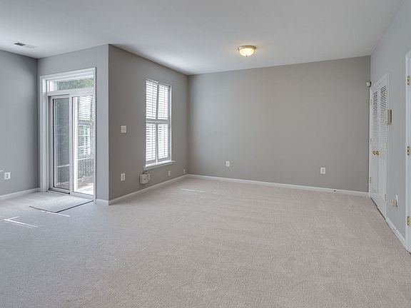 4th image of 14215 Legend Glen Ct
