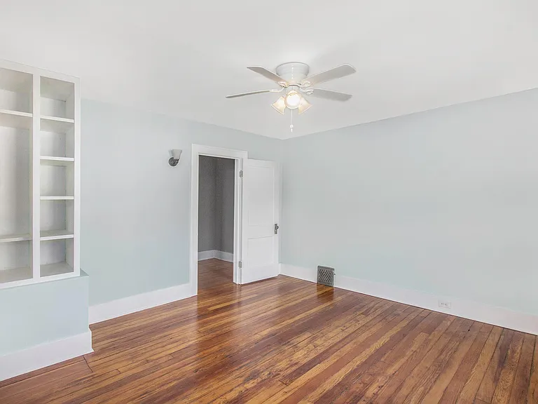 848 Union Ave SE — Photo 8