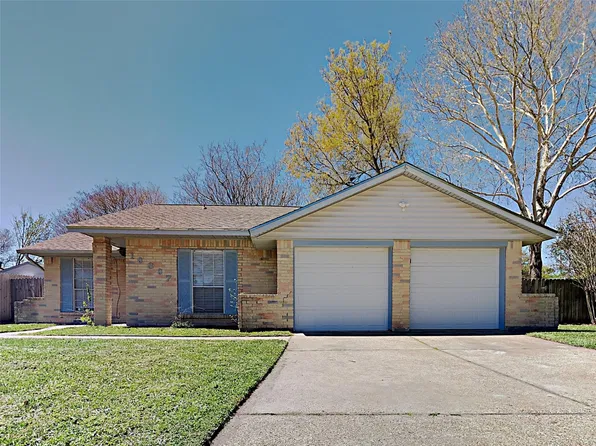 10307 Saber Ct, Houston, TX 77038