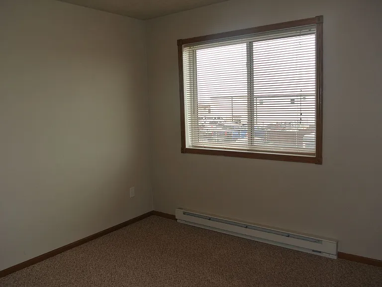 600 31st Ave SW — Photo 14