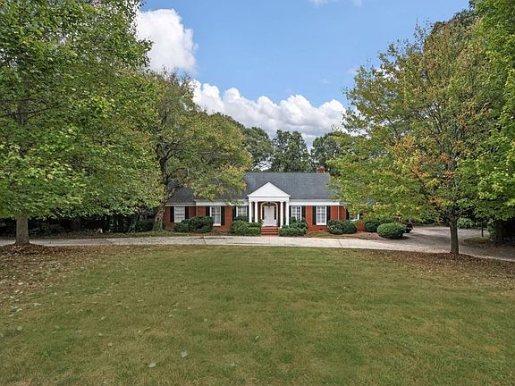 4th image of 1711 Wyngate Dr NE