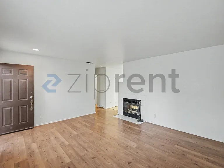 43516 32nd St E — Photo 4