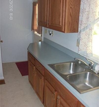 3rd image of 1305 Grace Ln