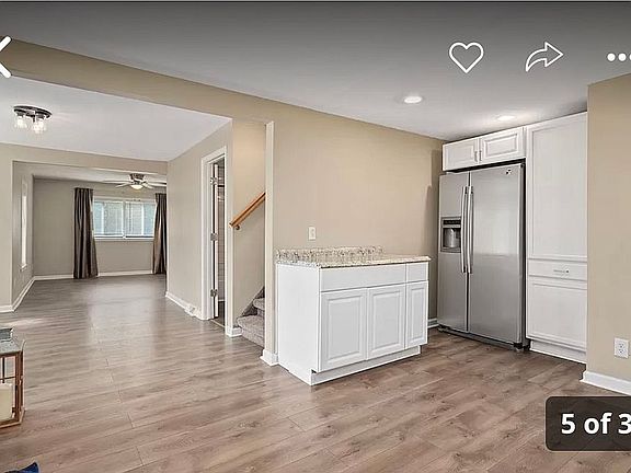 4th image of 3243 Milton Ave
