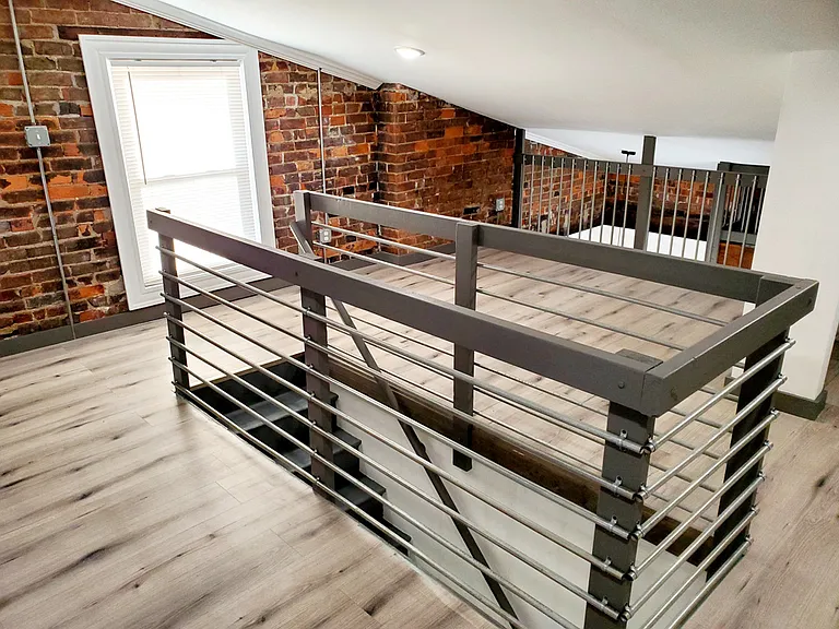 36 W Court St #4F — Photo 16