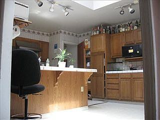 2nd image of 926 Garfield St
