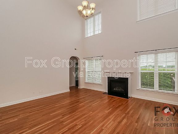 3rd image of 117 Byers Commons Dr