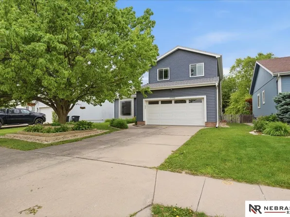 17702 Karen St, Omaha, NE 68135