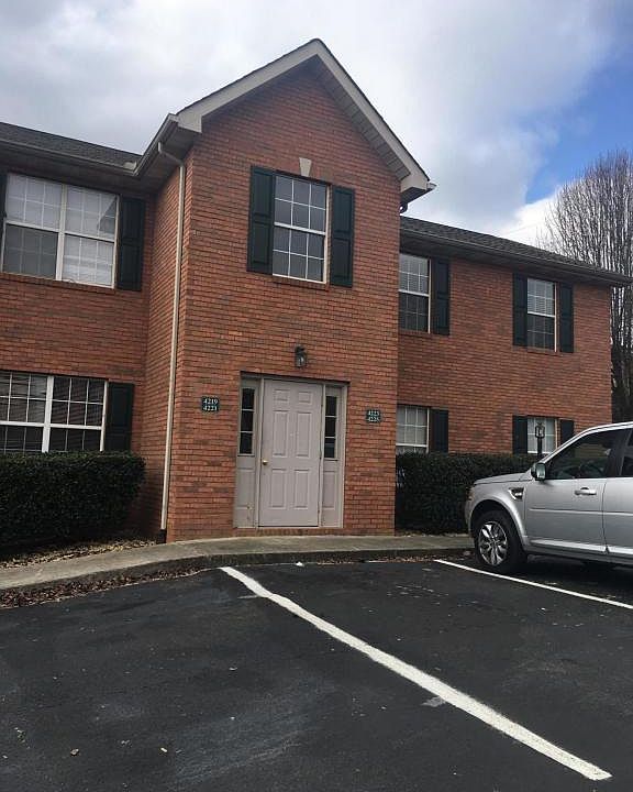 1st image of 4223 Iona Way