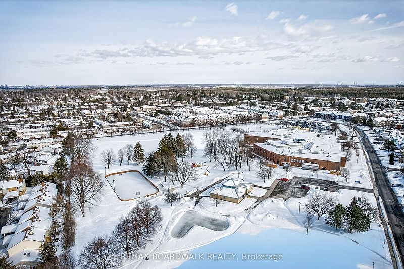 Ottawa House for rent - 4 Bedrooms — photo 31