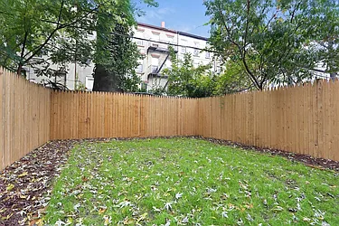 Rented by RES New York