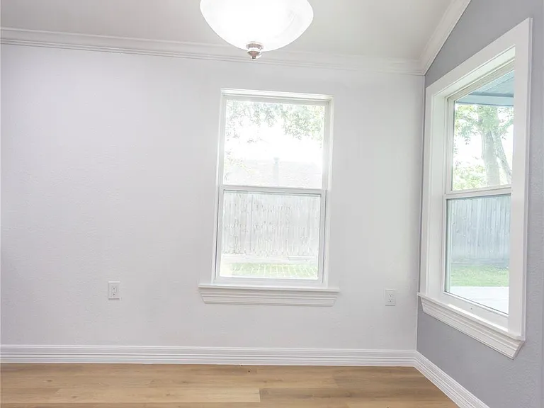 10030 Tahoka Ln — Photo 13