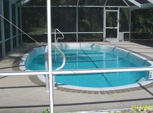 2572 SE Lyman Cir, Port Saint Lucie, FL 34952