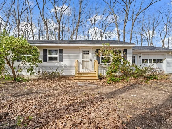 53 Little Turnpike Rd, Shirley, MA 01464