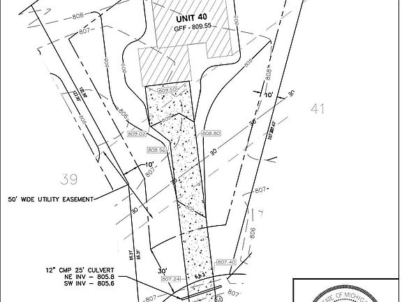 5th image of 801 War Bonnet Dr