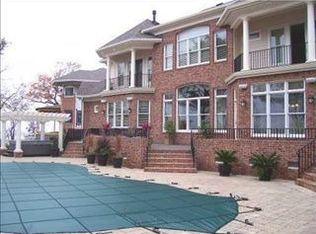 4001 River Park Dr, Suffolk, VA 23435